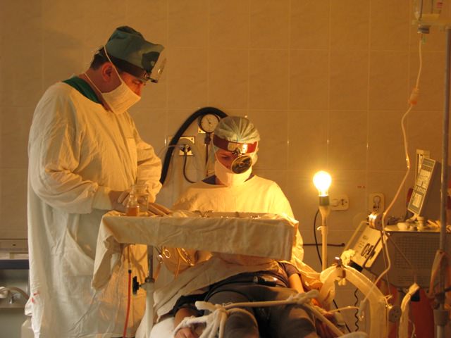 restoration operations on the ear Реставрационные операции на ухе