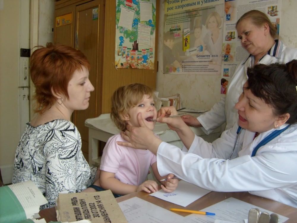 preliminary examination of the child Первичный осмотр ребенка