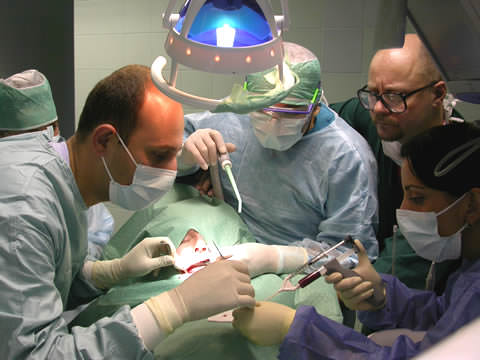 bone reconstructive surgery Костно-реконструктивные операции